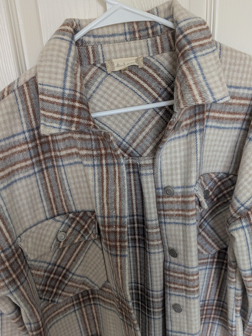 Altard State Shacket - Picture 4 of 4